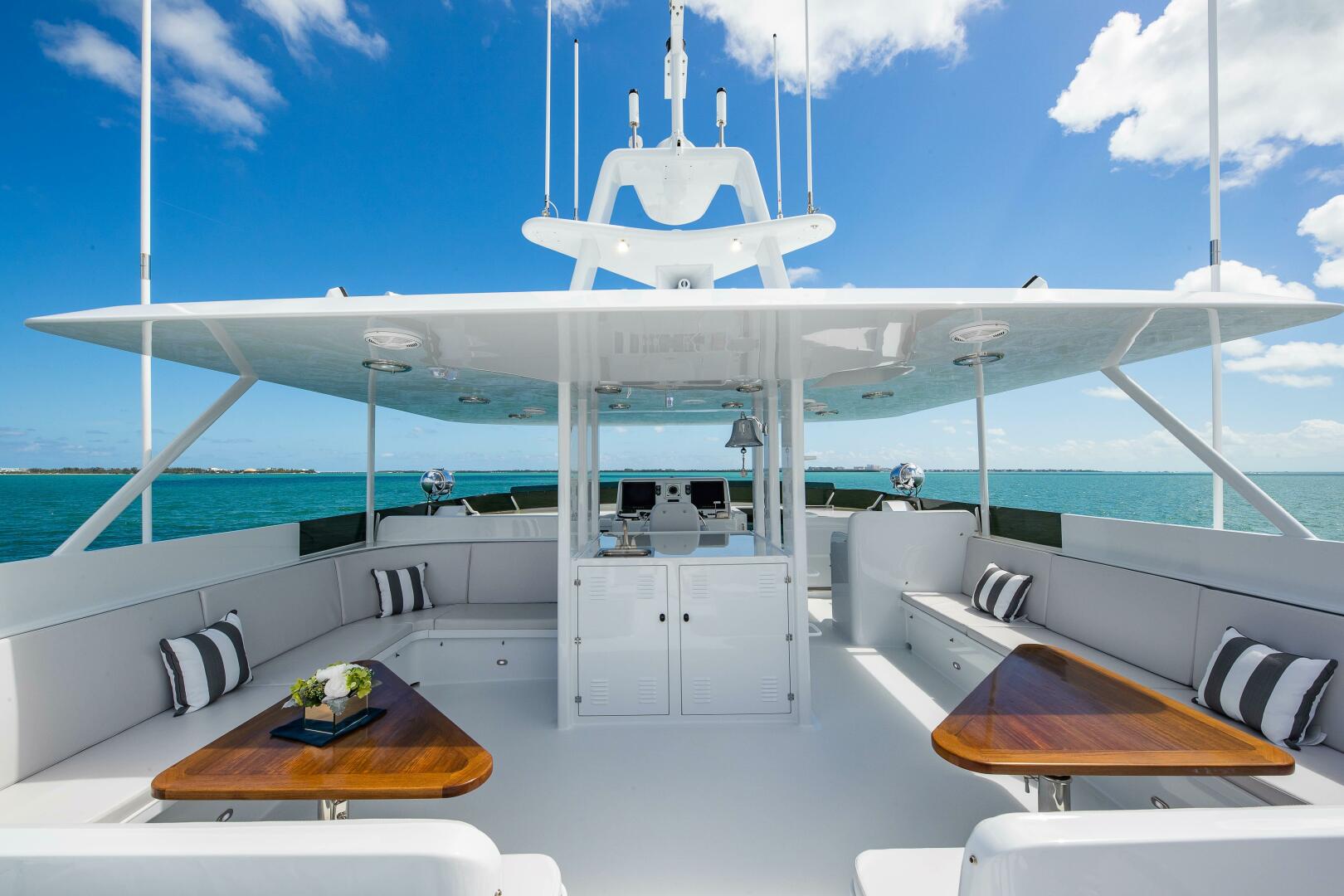 1998 Burger Raised Pilothouse - Image 40