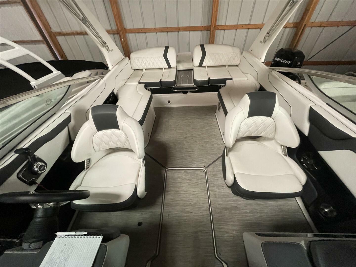 2019 Regal 2300 Base - Image 10