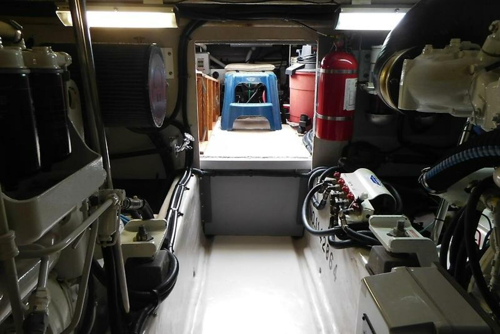 2003 Sea Ray 480 Sedan Bridge - Image 66