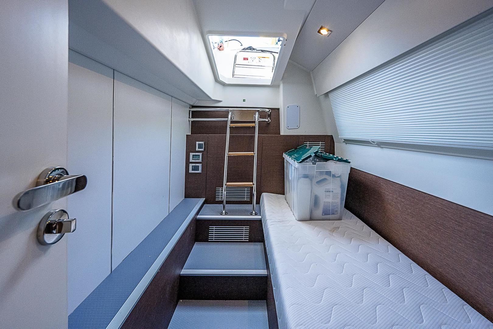2022 Prestige 520 Fly - Image 39