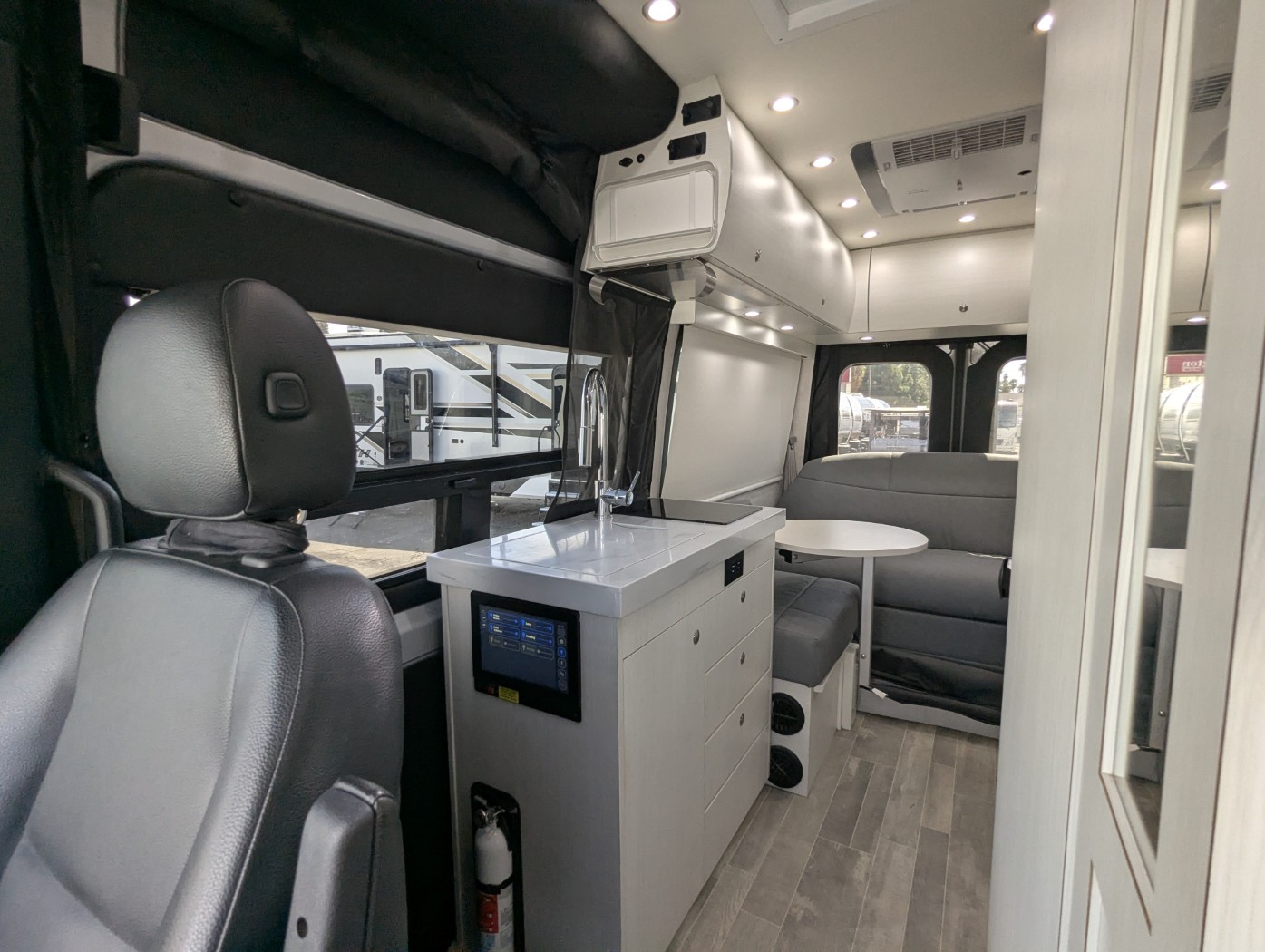 2024 Pleasure-Way Ascent TS - Image 24