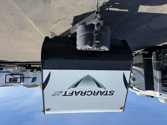 2019 Starcraft Launch Outfitter 24RLS - Image 3