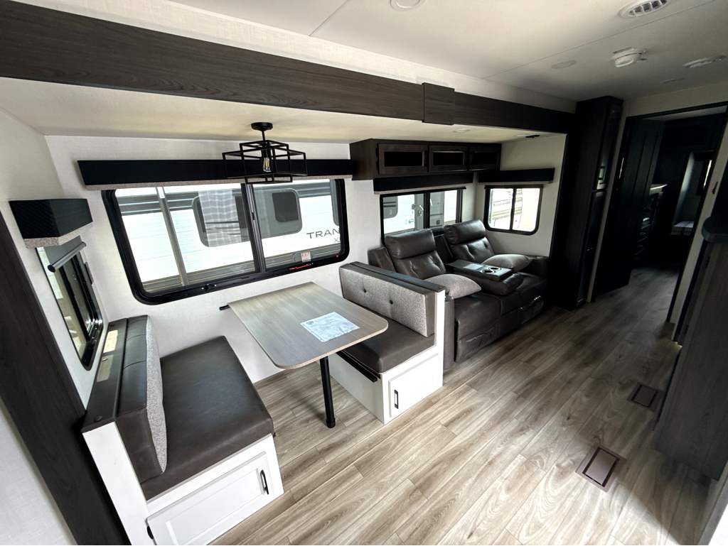 2026 VENTURE RV SPORTTREK 272VRK - Image 10