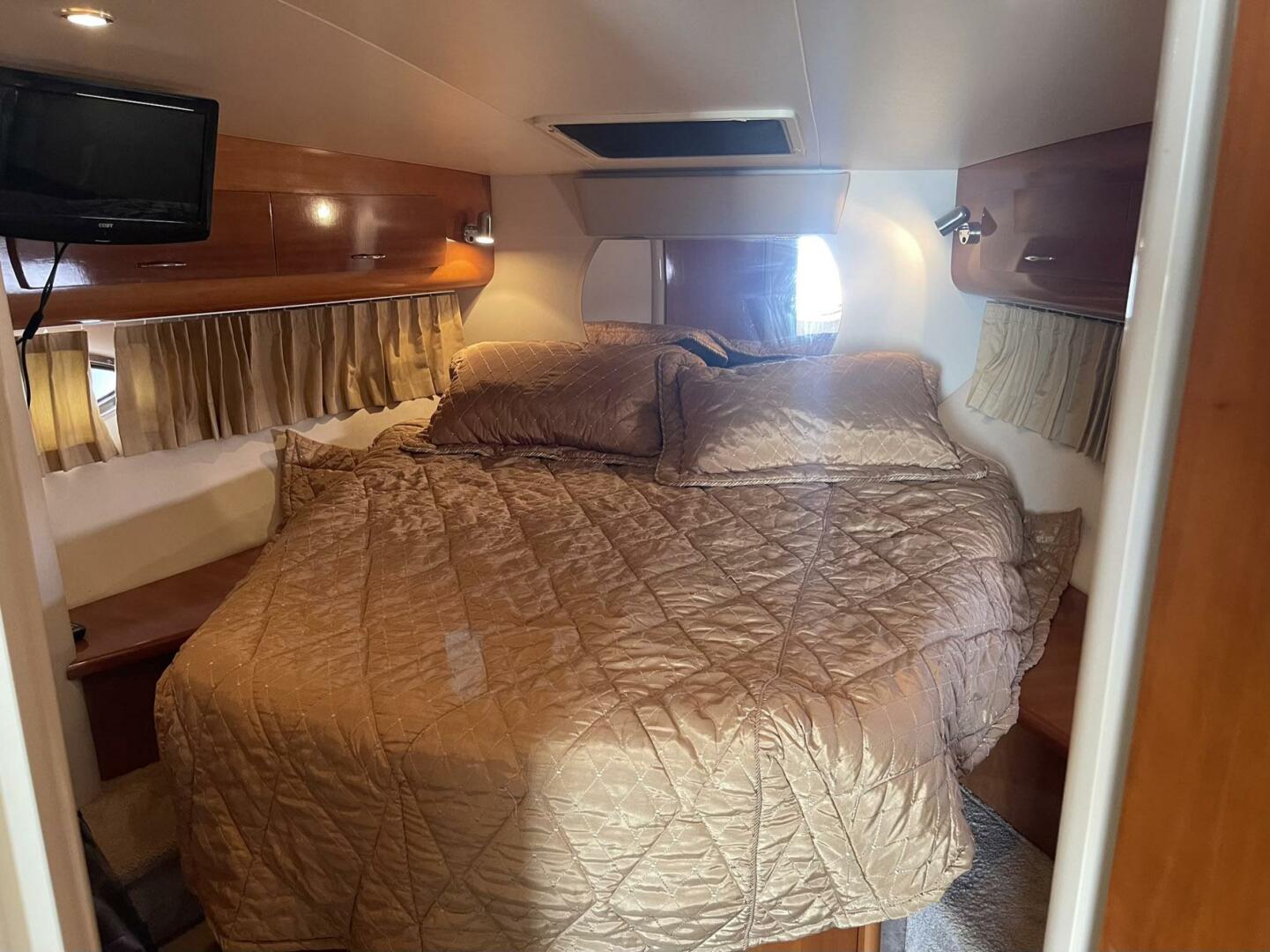 2006 Carver 36 Mariner - Image 25