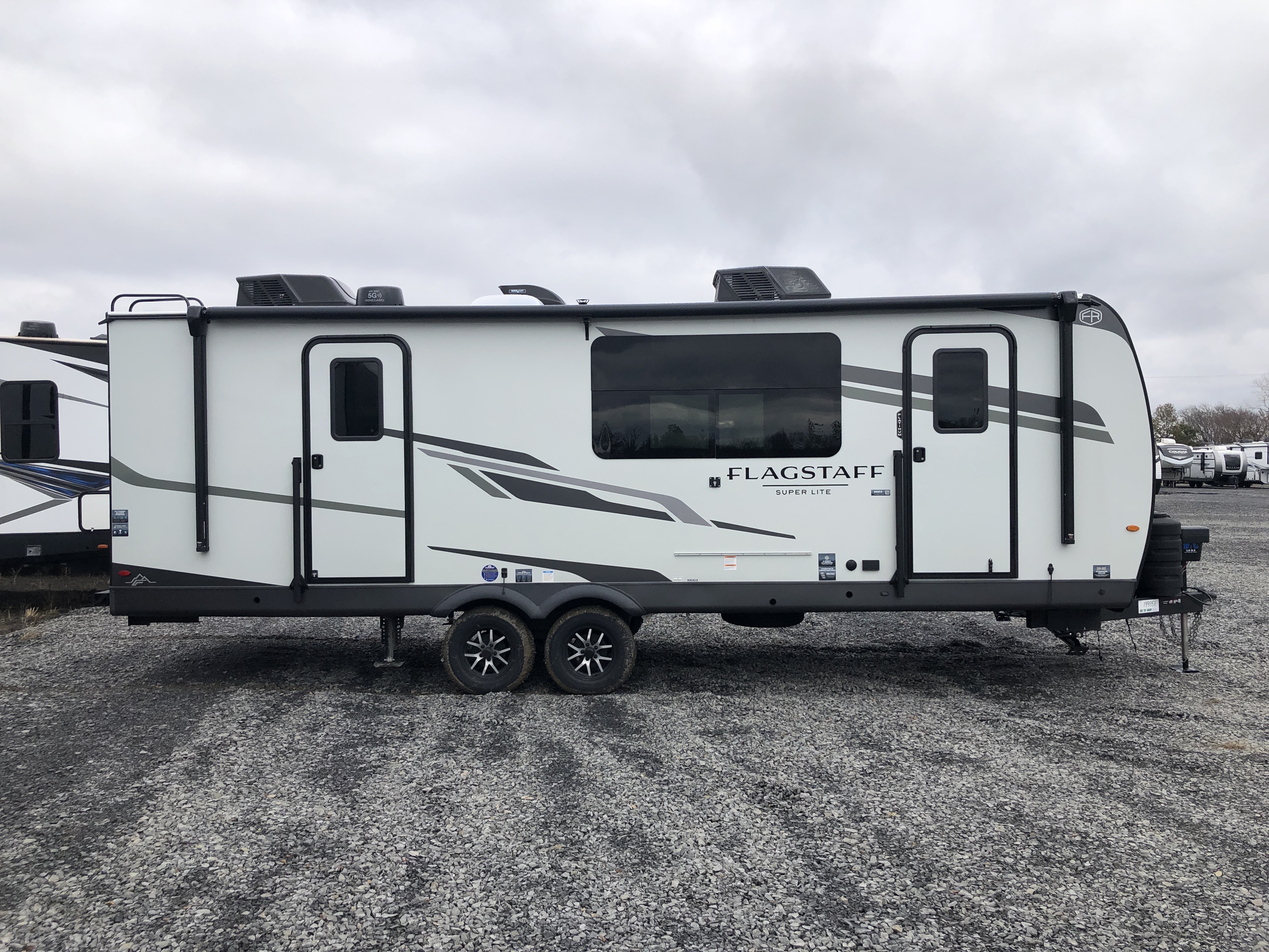 2026 Forest River Flagstaff Super Lite 26SFK - Image 8