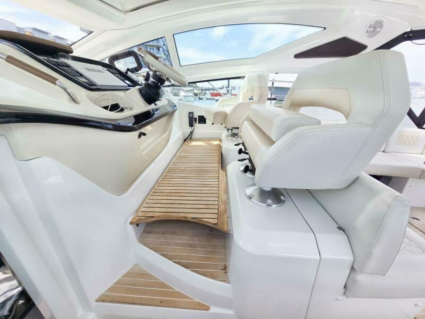 2019 Beneteau Gran Turismo 40 - Image 11