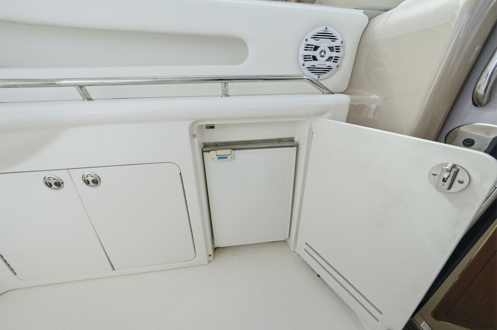 2002 Sea Ray 460 Sundancer - Image 25