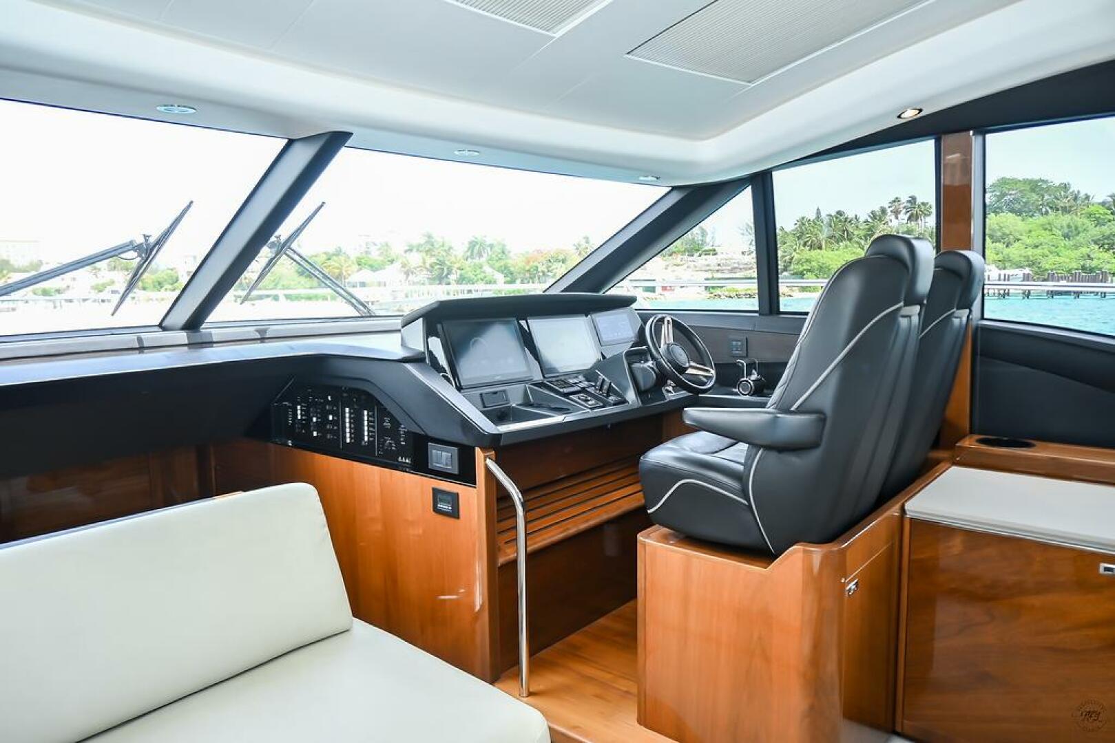 2021 Princess S62 - Image 21