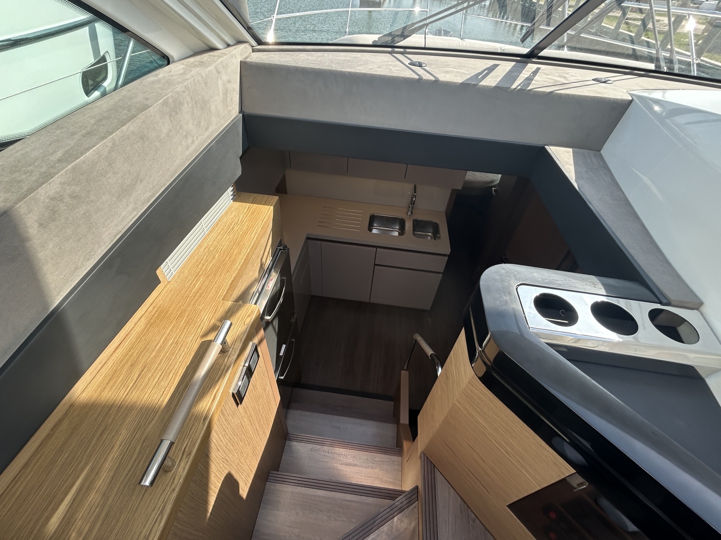 2018 Beneteau GRAN TURISMO 50 - Image 19