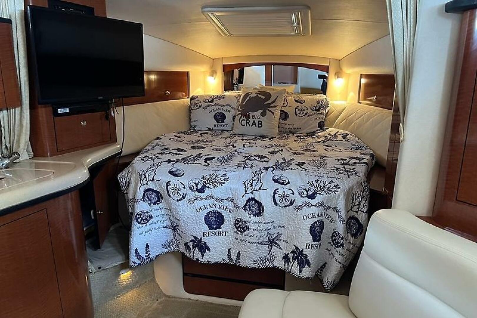 2004 Sea Ray 320 Sundancer - Image 21