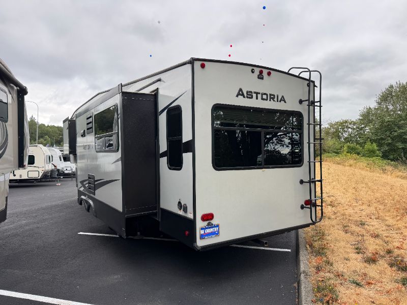 2020 Dutchmen Astoria 3003RLF - Image 2