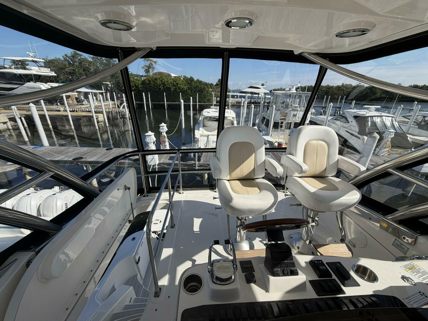 2008 Sea Ray 47 Sedan Bridge - Image 8