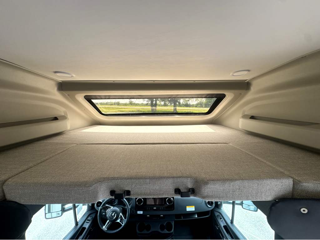 2027 JAYCO MELBOURNE PRESTIGE 25LP - Image 22