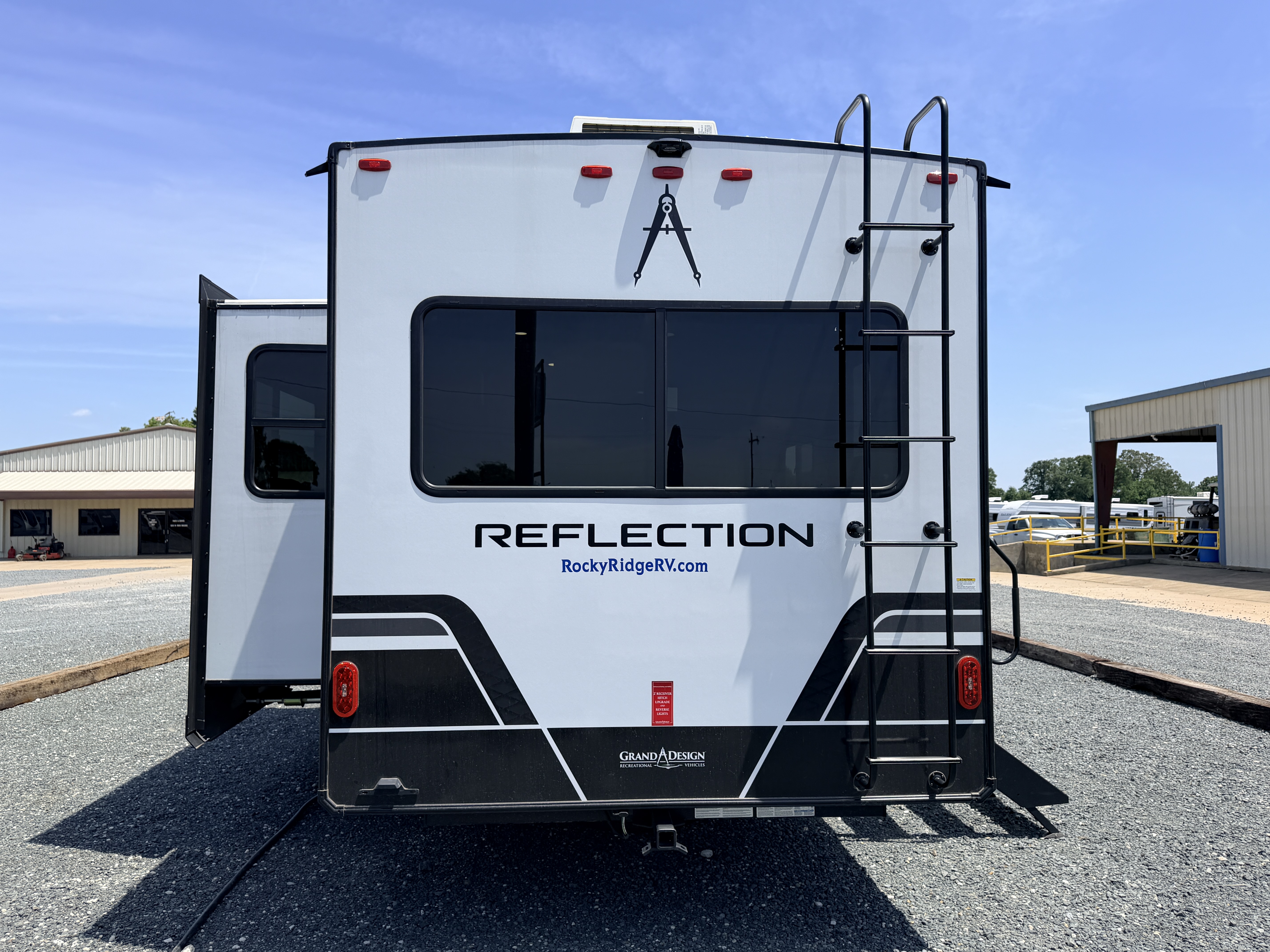 2026 Grand Design Reflection 150 Series 260RD - Image 7