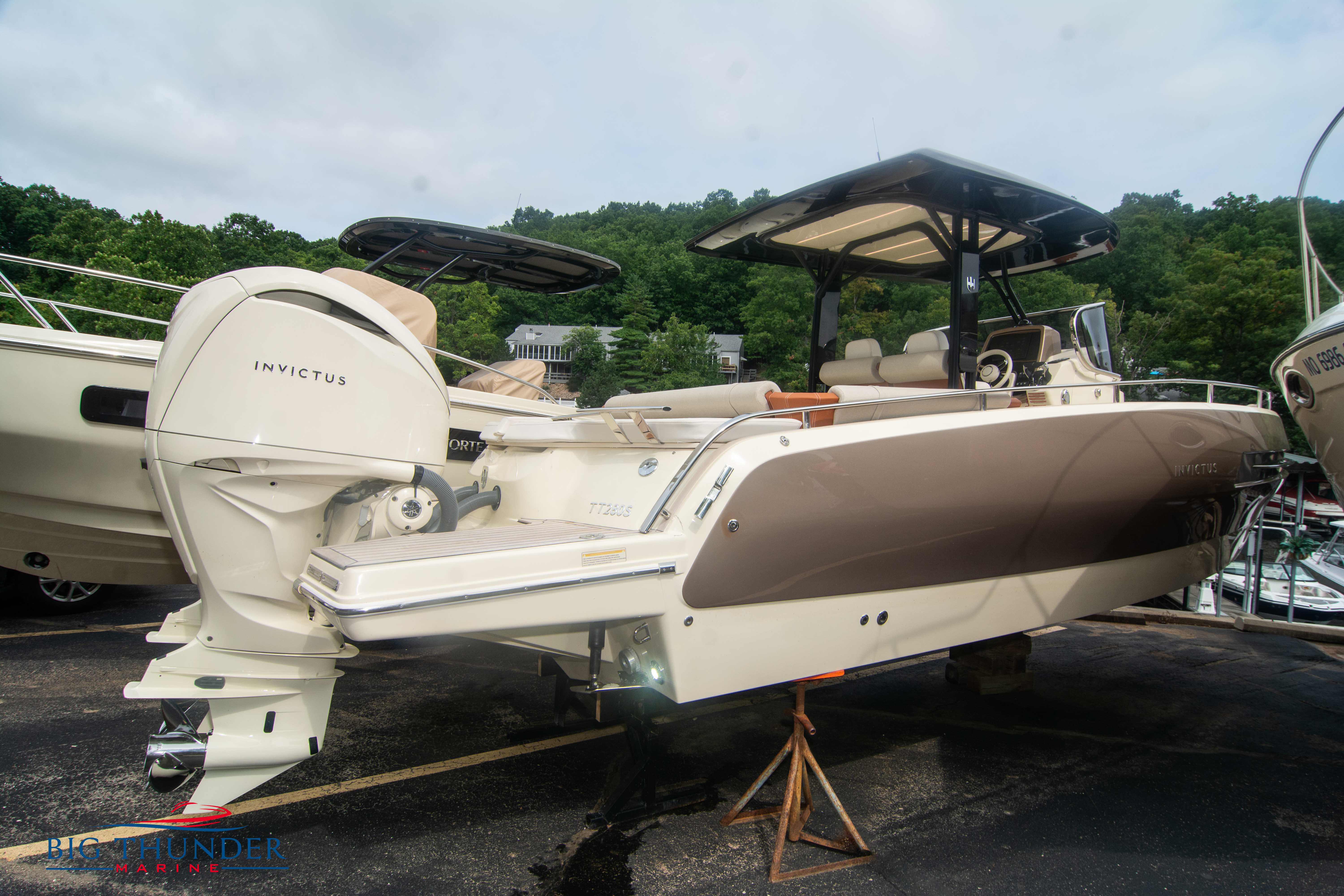 2024 Invictus TT280S - Image 2