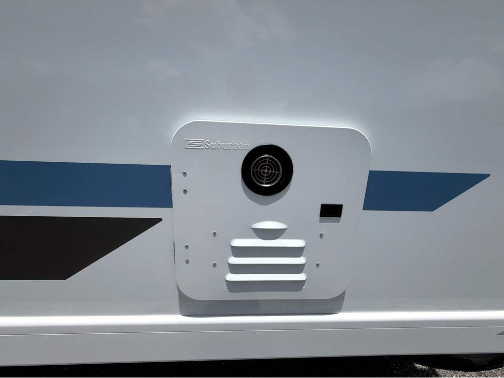2027 THOR MOTOR COACH MAGNITUDE GA28 - Image 12