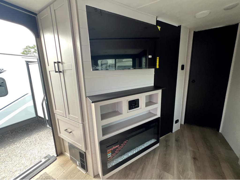 2026 JAYCO JAY FEATHER 24FK - Image 7