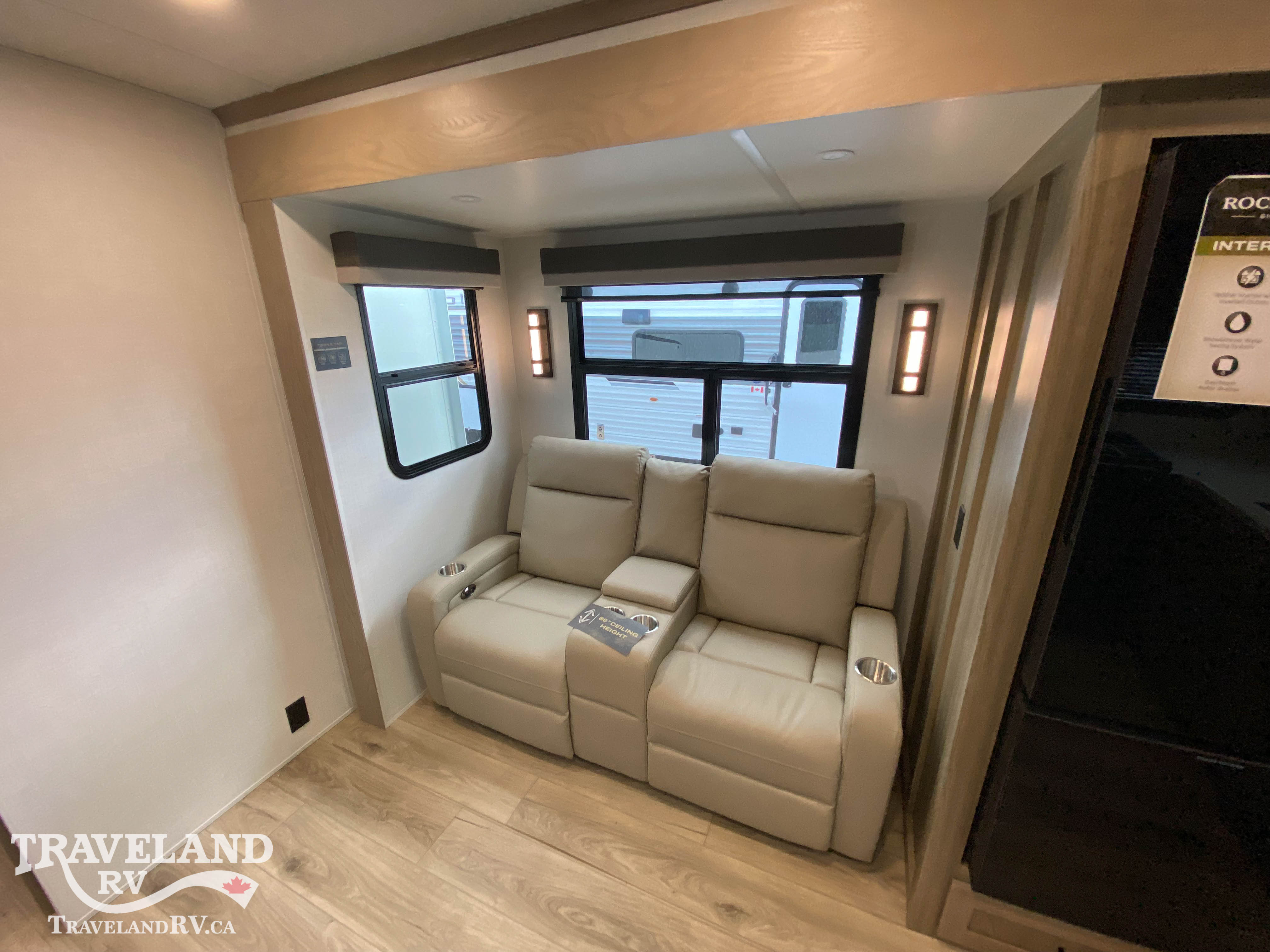 2026 Forest River Rockwood Signature Ultra Lite 8263MBR - Image 8
