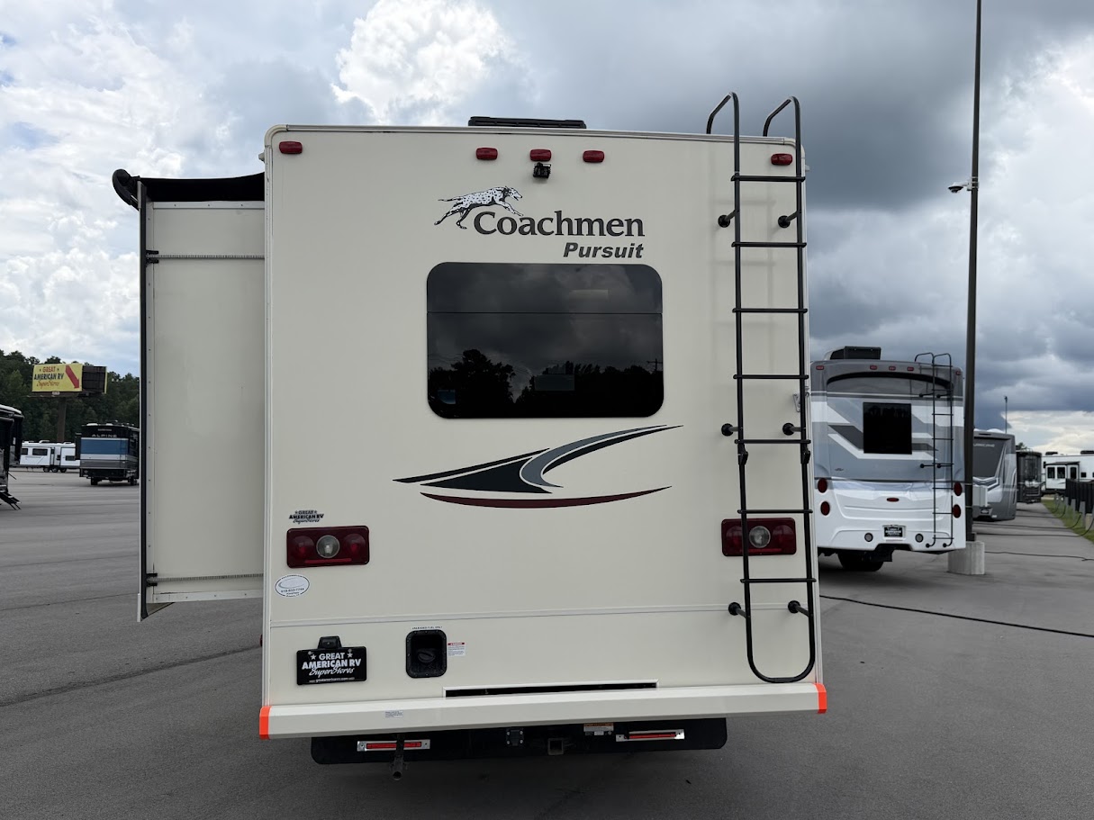 2019 COACHMEN PURSUIT 31BH - Image 4