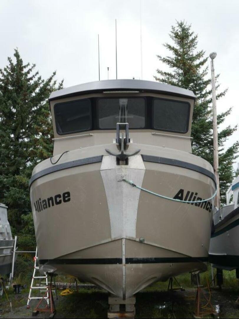 2022 Custom Freestyle Marine 32 - Image 4