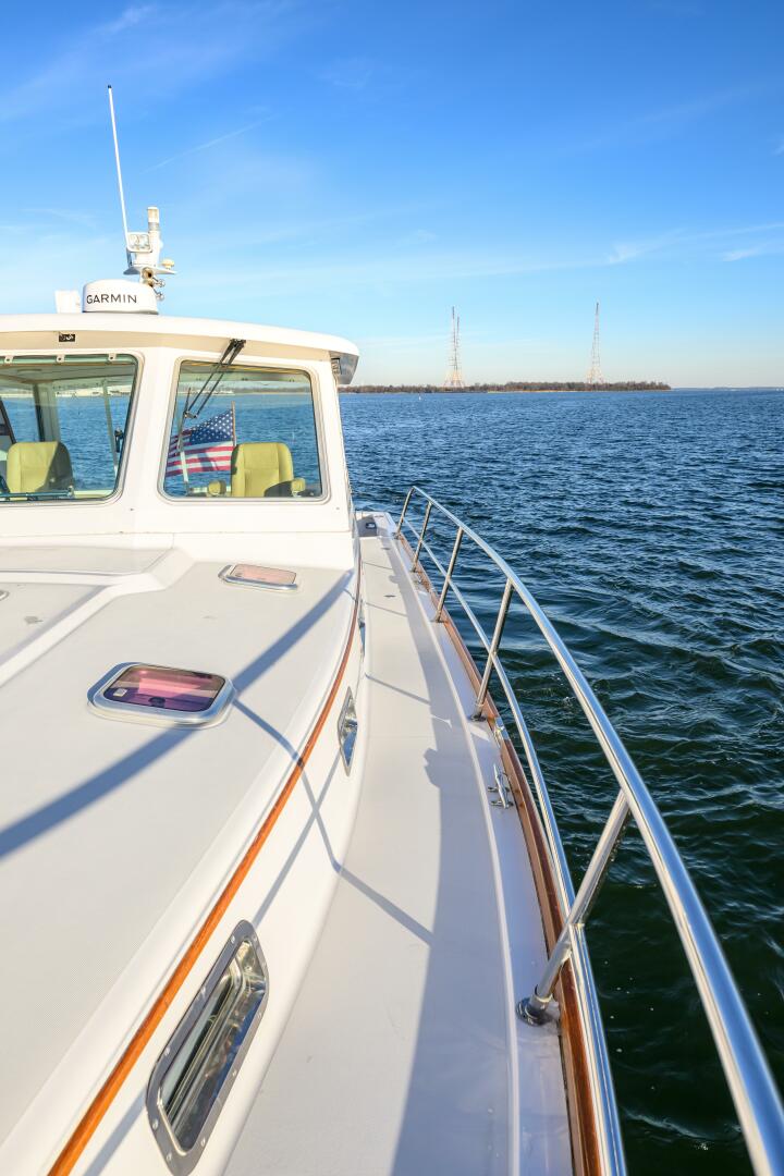 2009 Sabre 42 Hard Top Express - Image 34