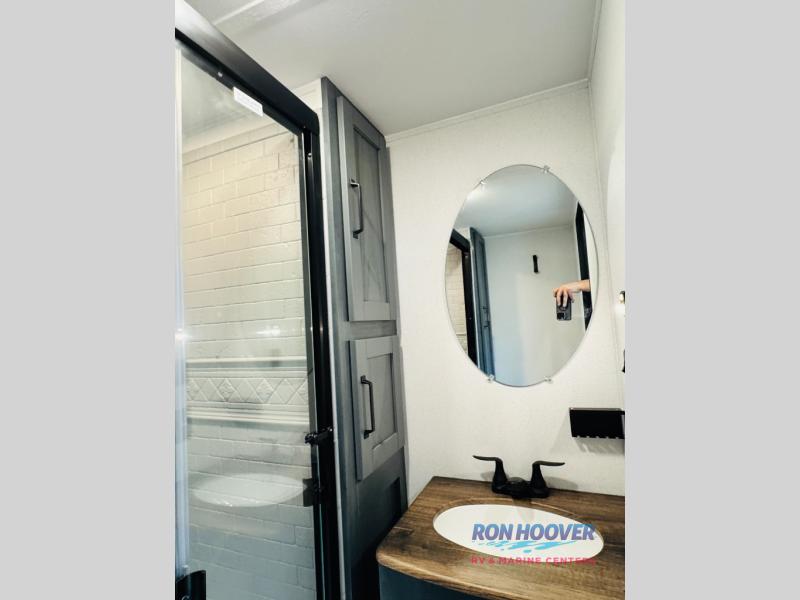 2026 PALOMINO 402LFT - Image 31