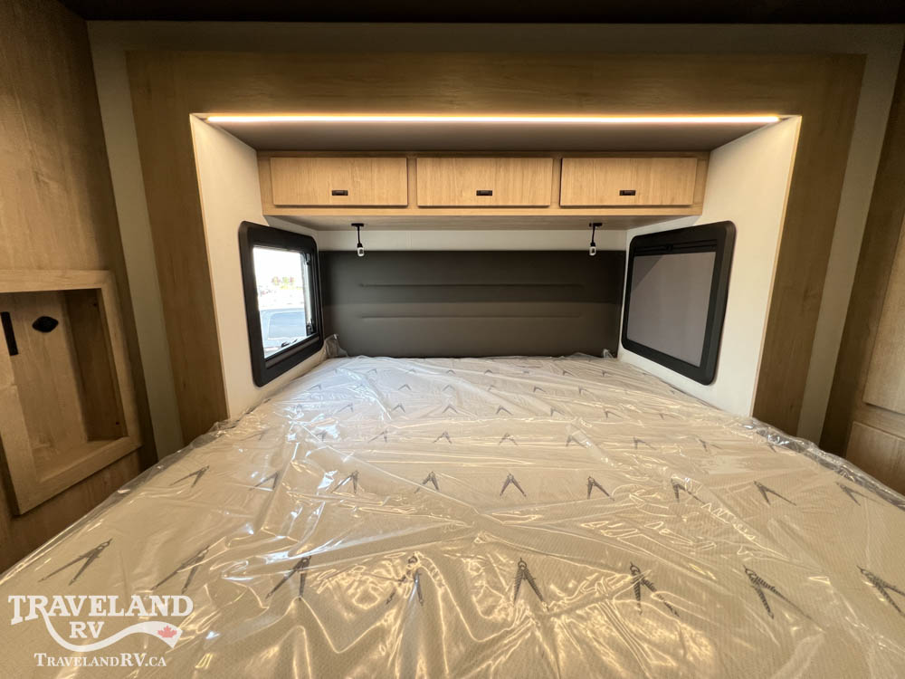 2027 Grand Design Lineage Series F 31ZW - Image 34