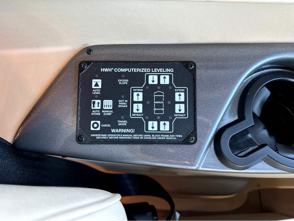 2018 TIFFIN ALLEGRO RED 37BA - Image 30