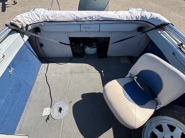 1990 CRESTLINER PHANTOM 160 - Image 18