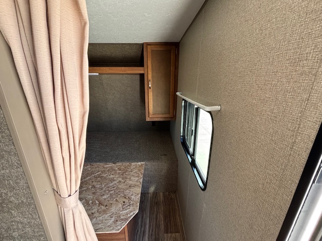 2018 SPRINGDALE SUMMERLAND 2960BH - Image 35