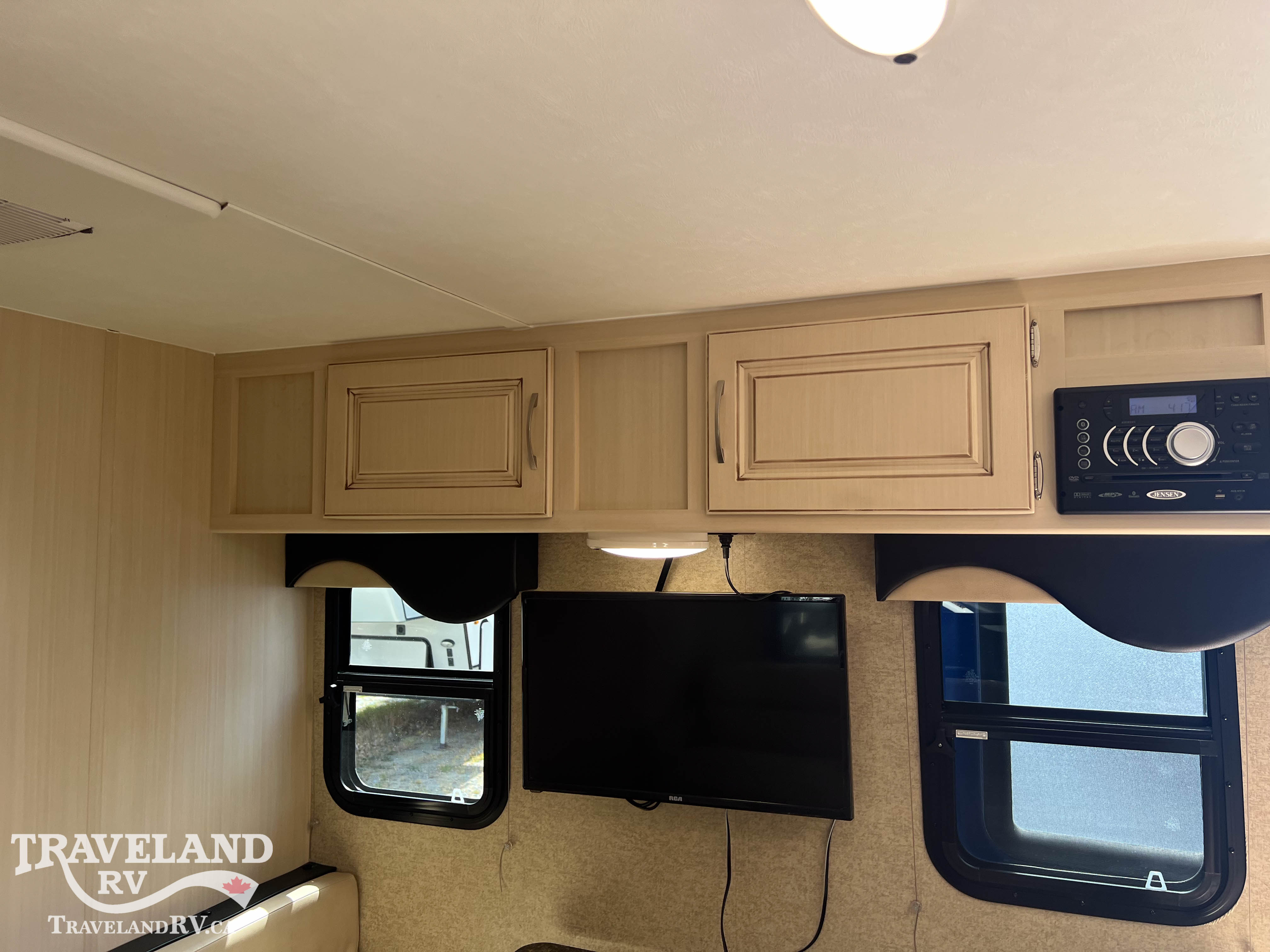 2017 WINNEBAGO MINNIE 24RKS - Image 11