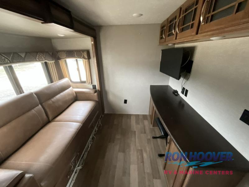 2018 KEYSTONE 3950BR - Image 11