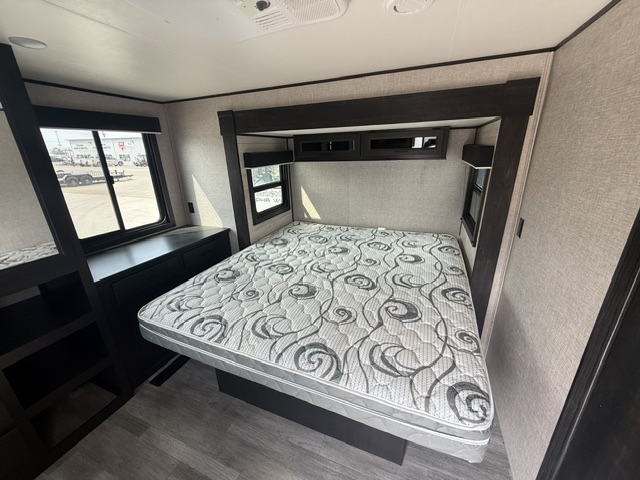 2022 JAYCO JAYFLIGHT 38BHDS - Image 11