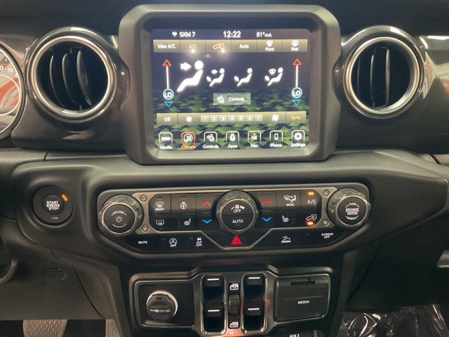 2022 Jeep Wrangler Unlimited Sahara Altitude - Image 16