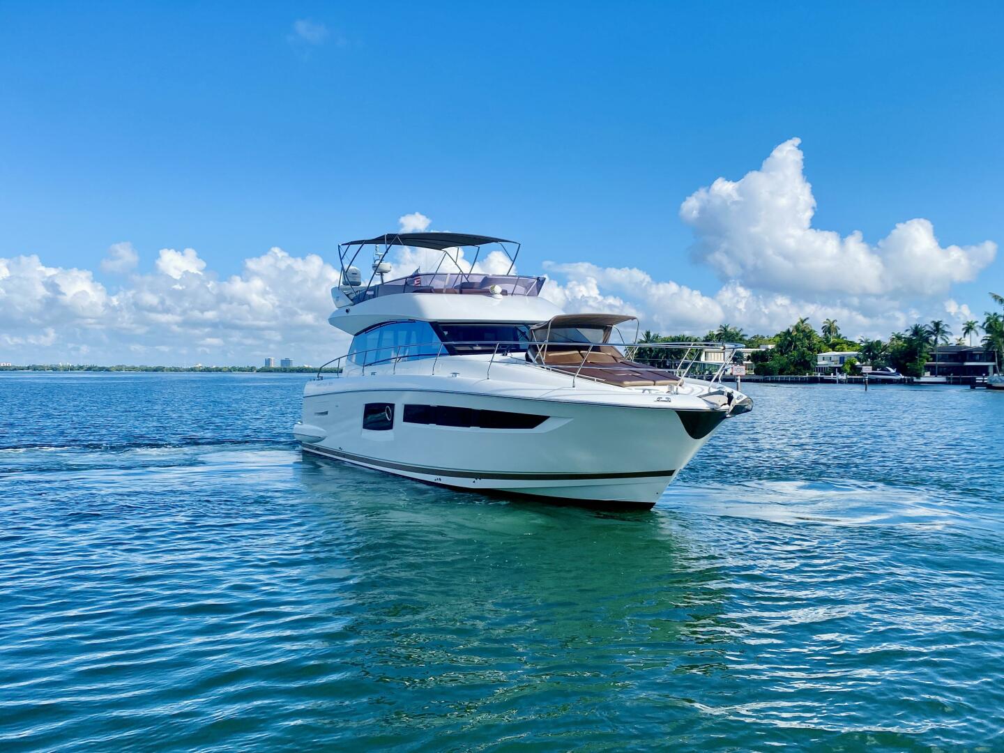 2015 Prestige 500 - Image 2