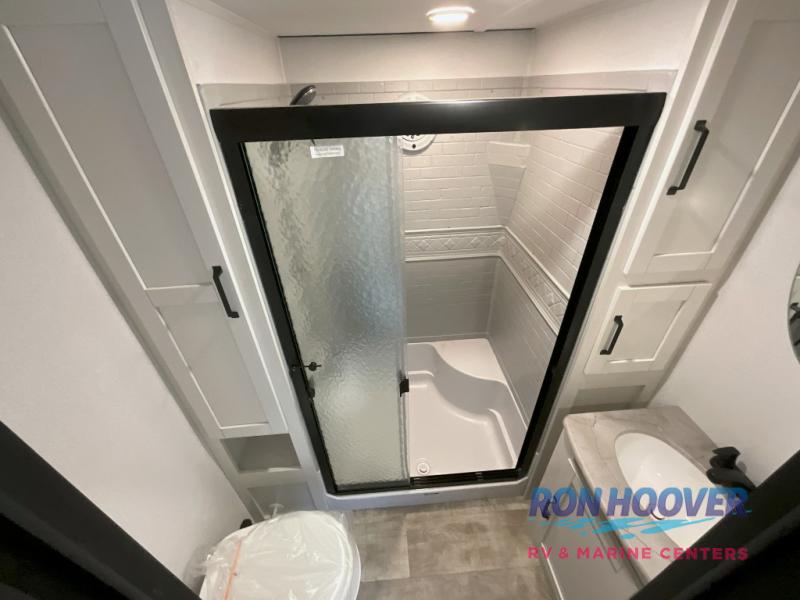 2026 PALOMINO 402LFT - Image 30