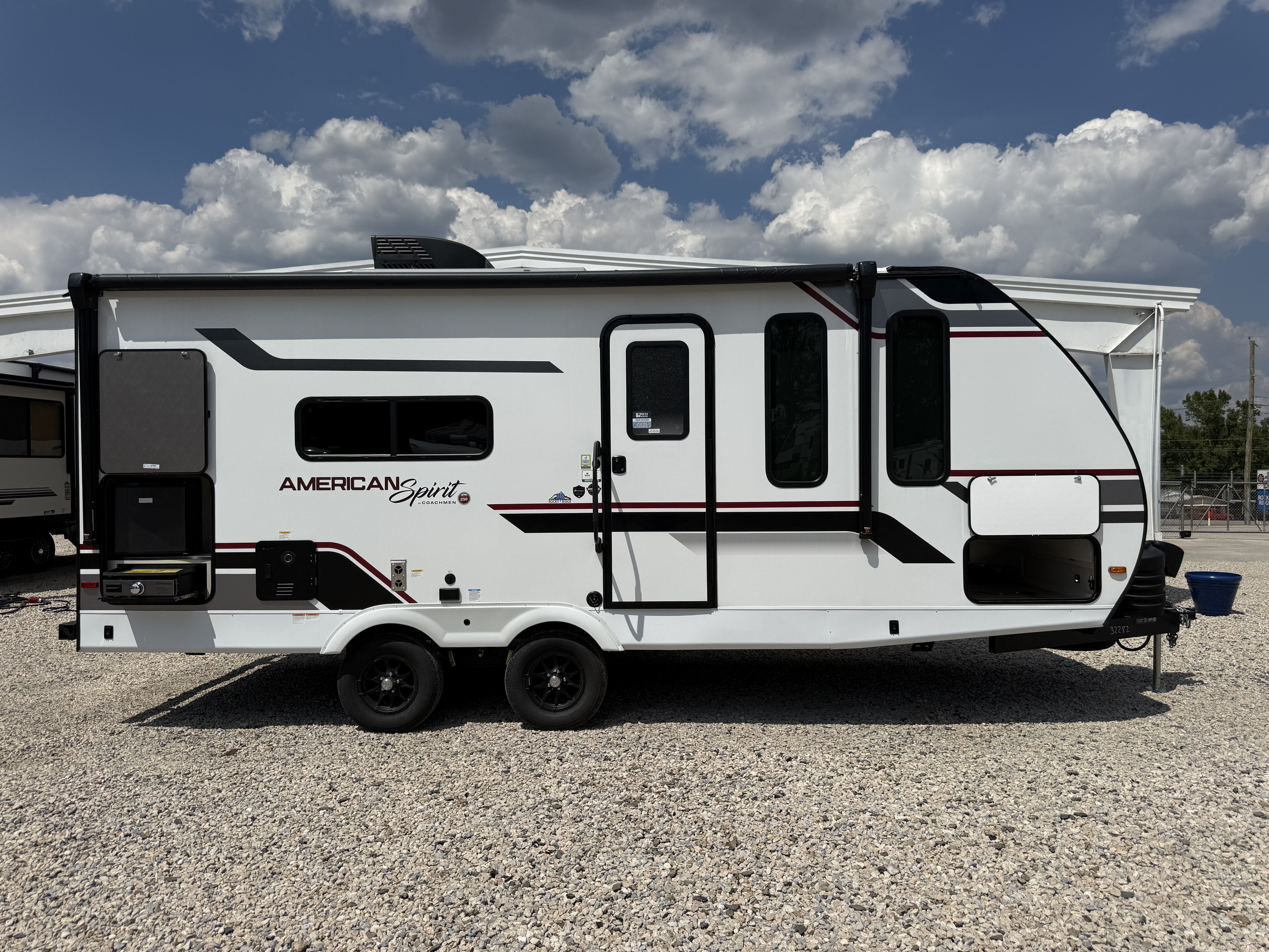 2027 Coachmen American Spirit 2353RB - Image 8