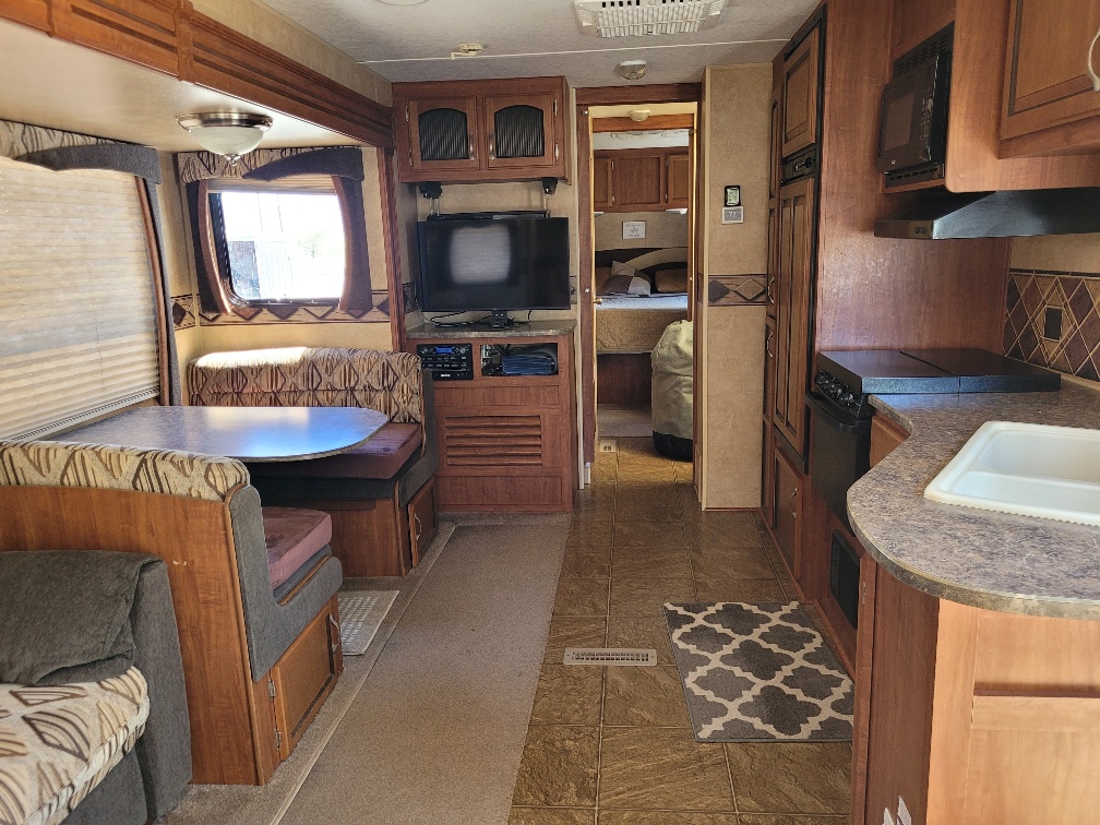 2011 Jayco Jay Flight G2 29 RLS - Image 4