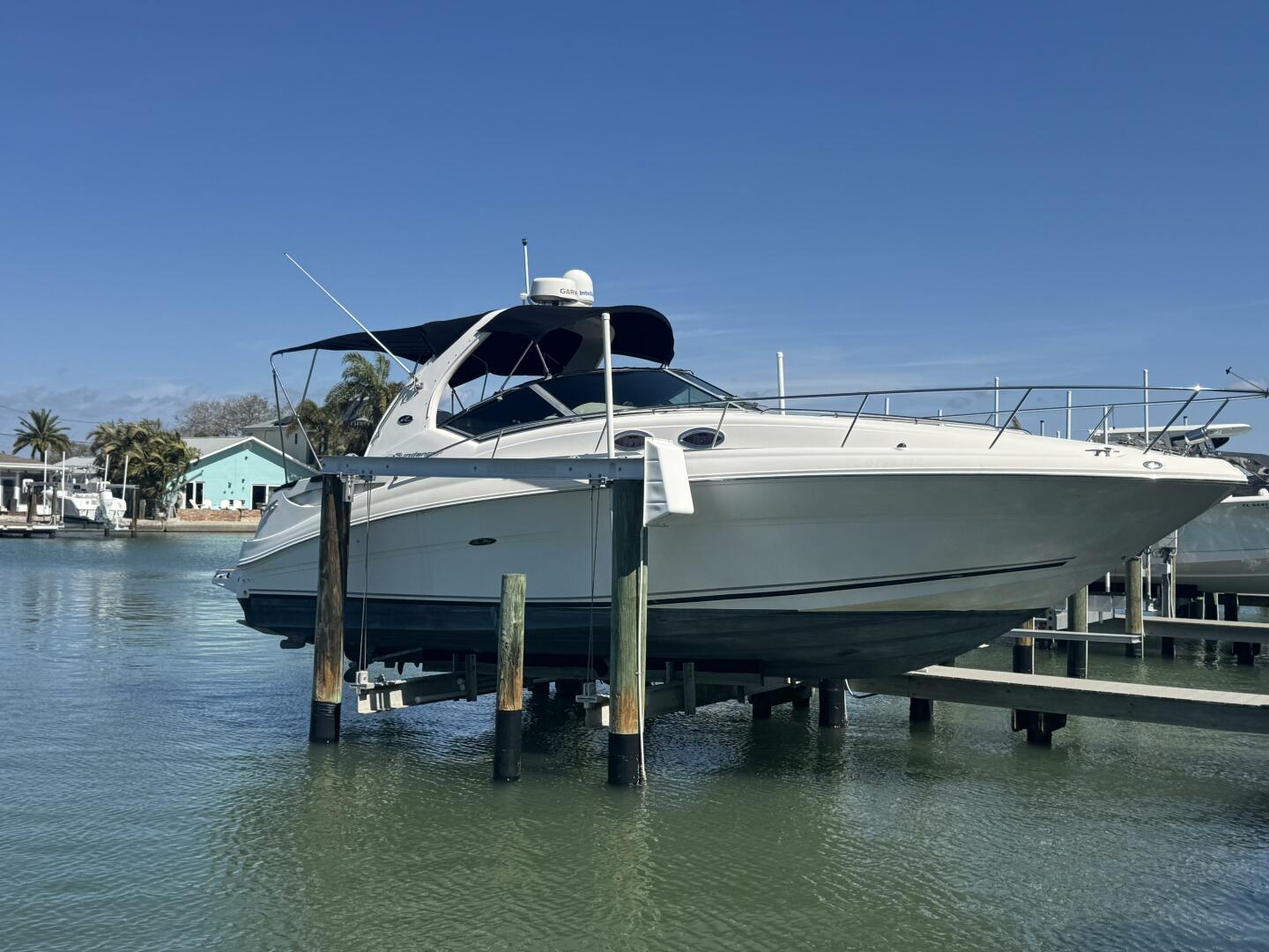 2002 Sea Ray 320 Sundancer - Image 2