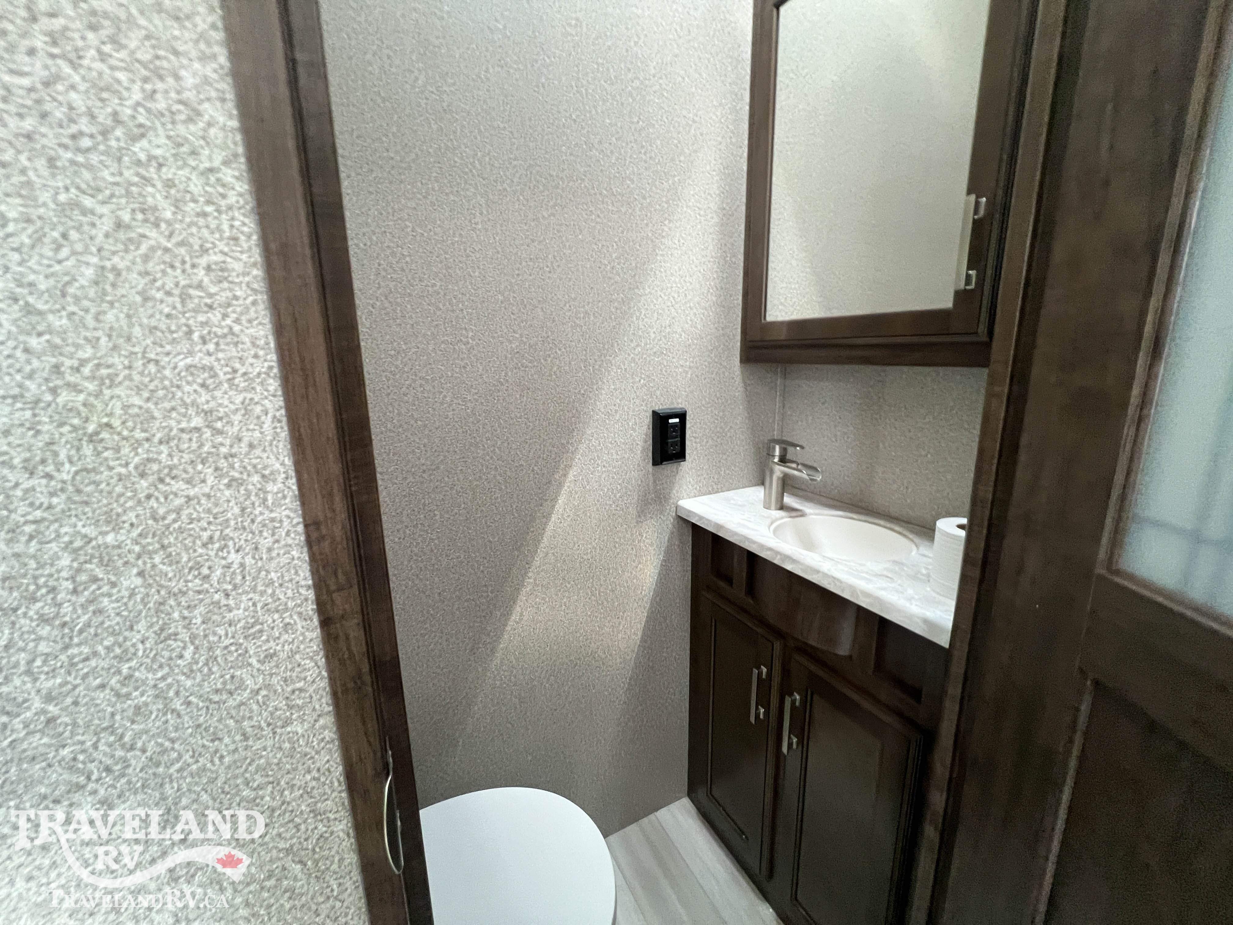2021 Grand Design Solitude 380FL - Image 14