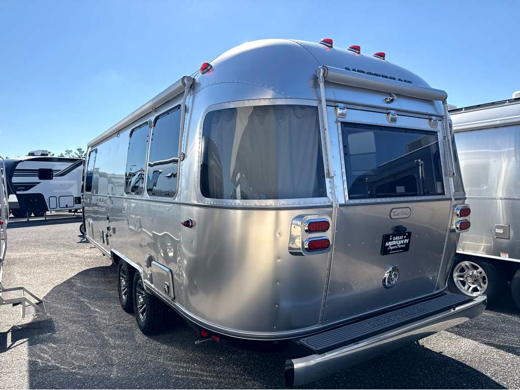 2026 AIRSTREAM TRADE WIND 25FBT - Image 3