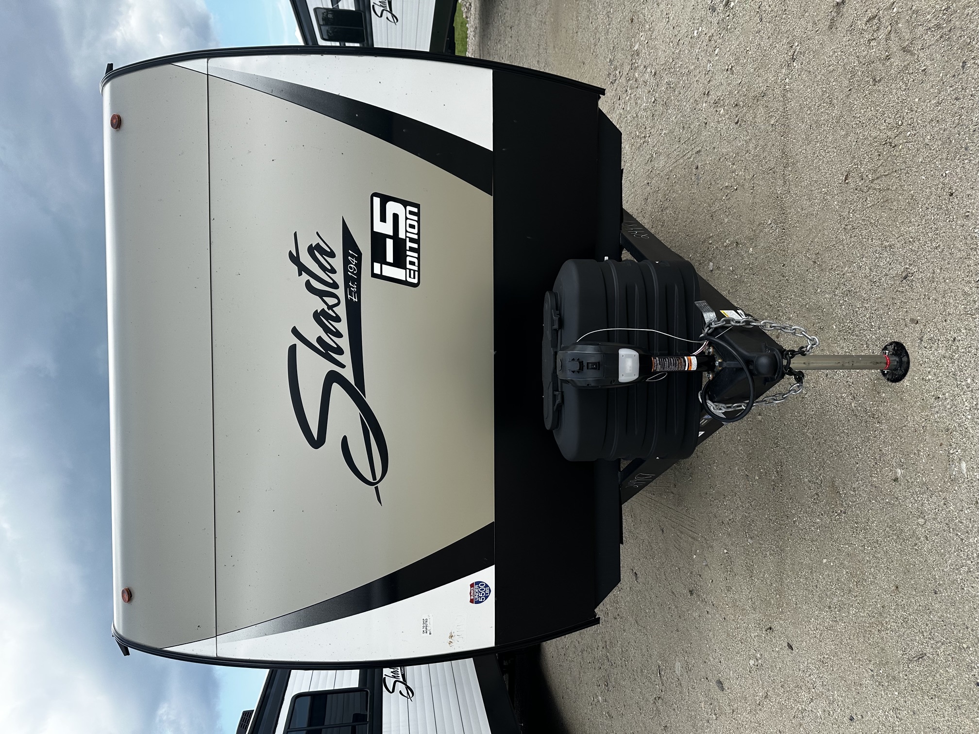 2027 Coachmen Shasta I-5 Edition 525RS - Image 3