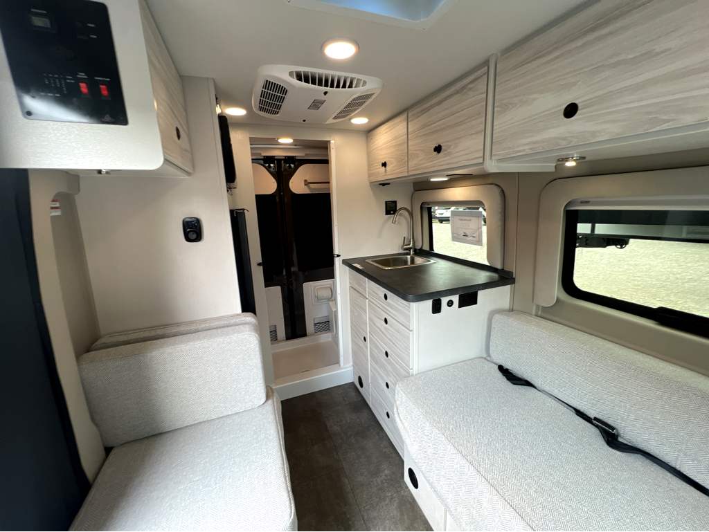 2026 JAYCO COMET 18C - Image 5