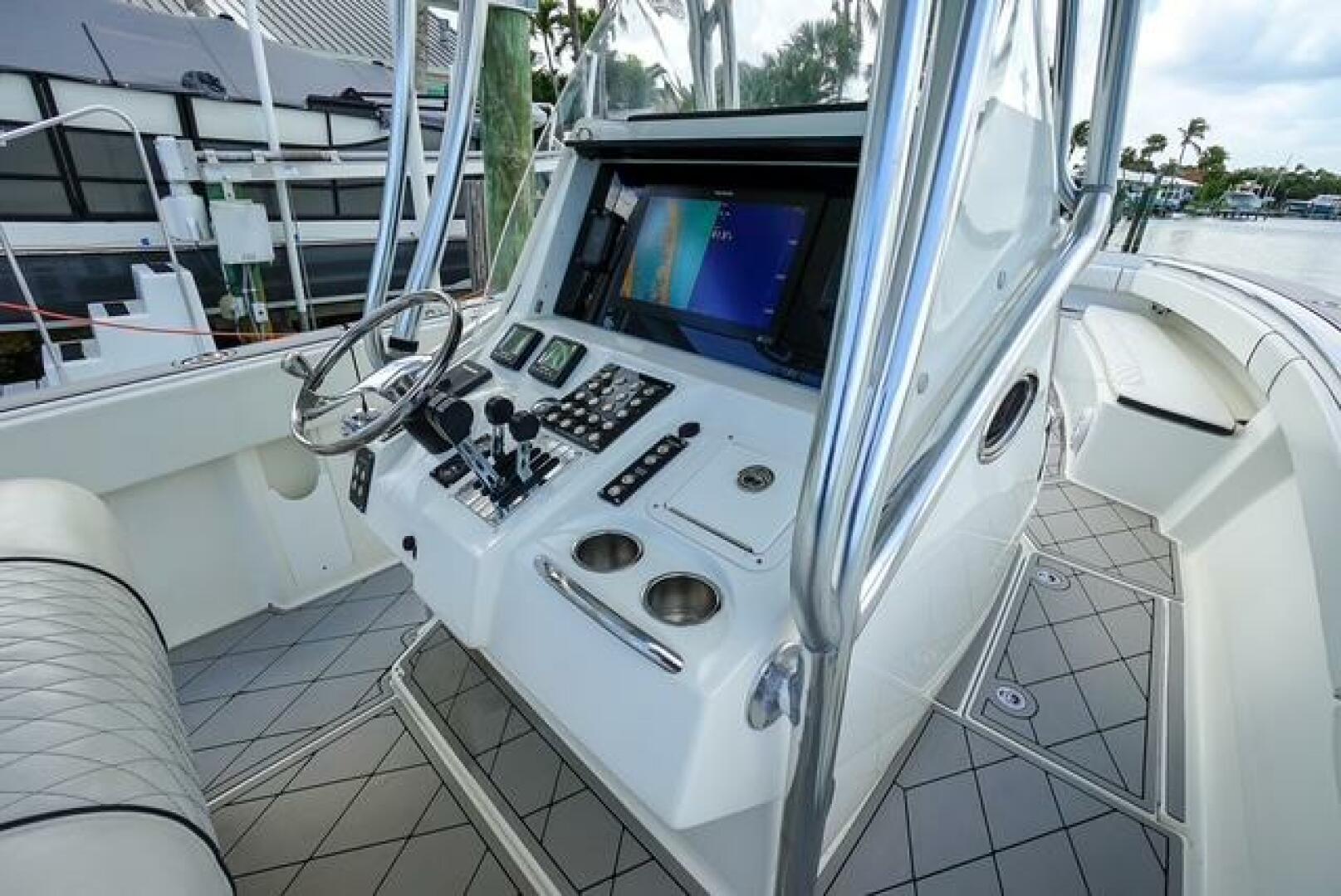 2007 Spectre 37 Center Console - Image 19