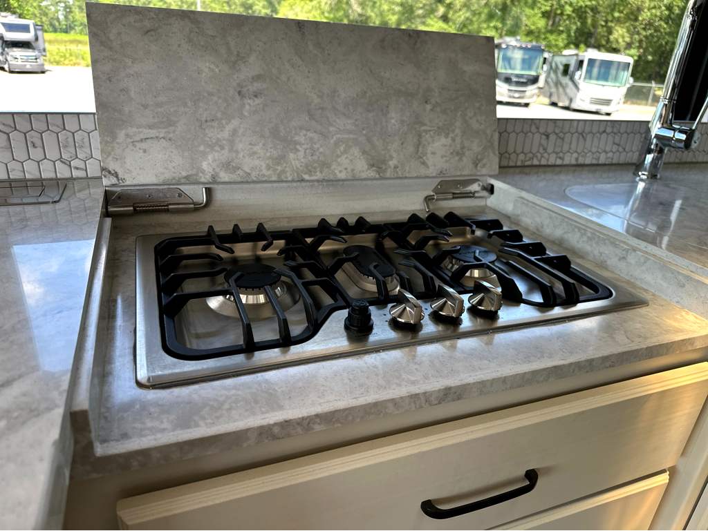 2019 TIFFIN ALLEGRO 34 PA - Image 12