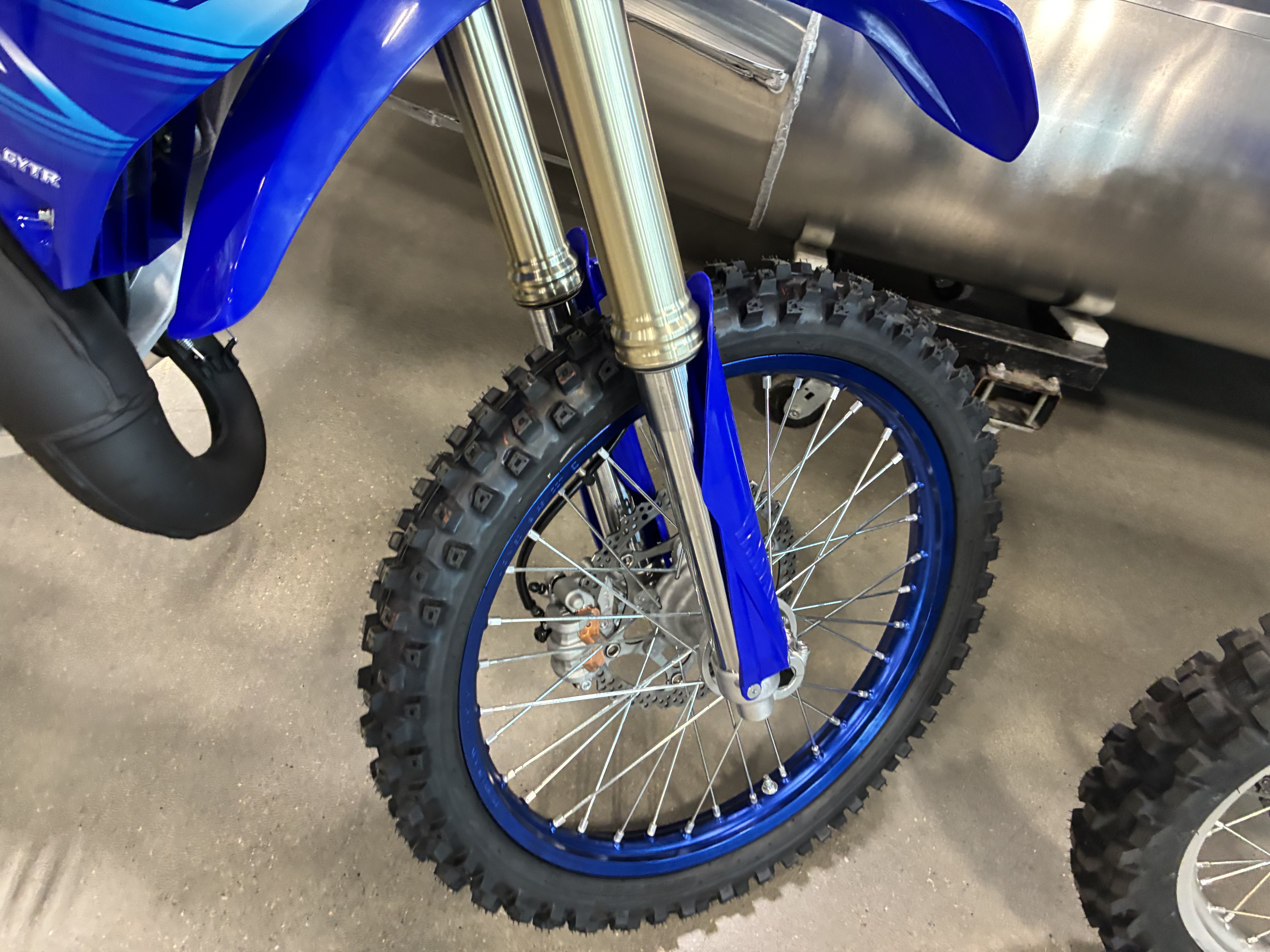 2027 Yamaha YZ450F - Image 4
