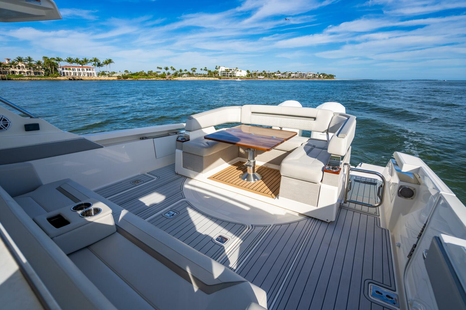 2022 Tiara Yachts 43 LS - Image 36