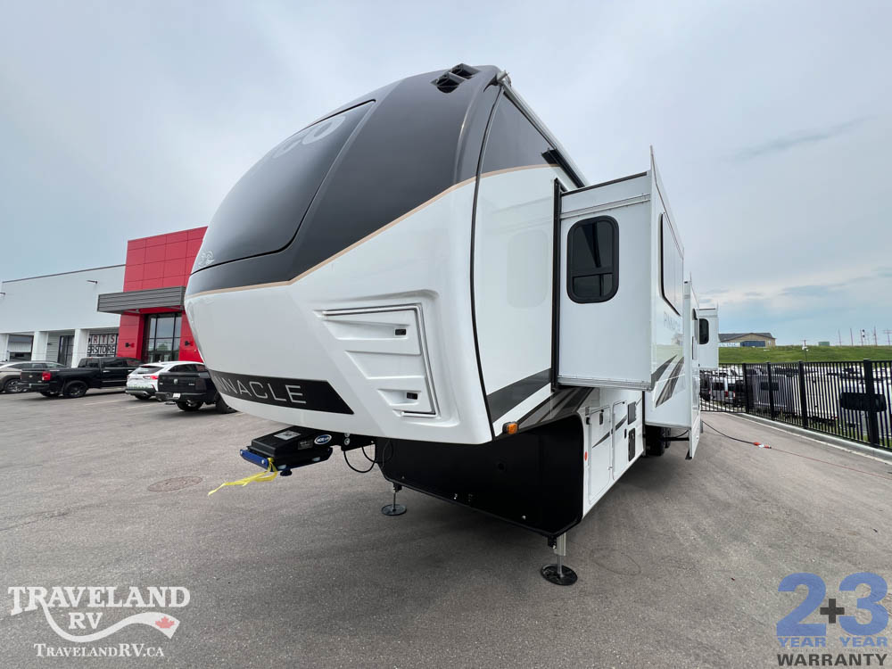 2027 Jayco Pinnacle 39FLOK - Image 5