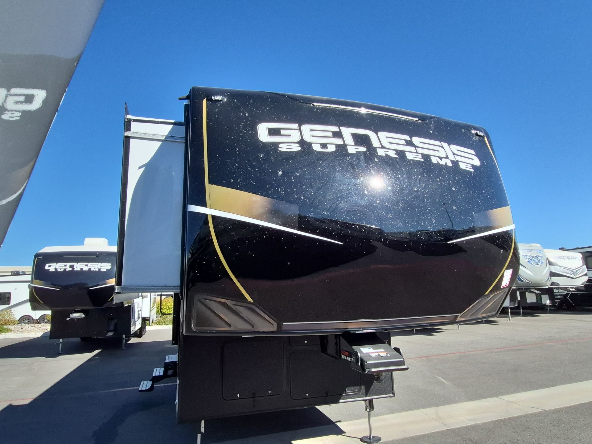 2027 Genesis Supreme Genesis TS 3416TS - Image 2