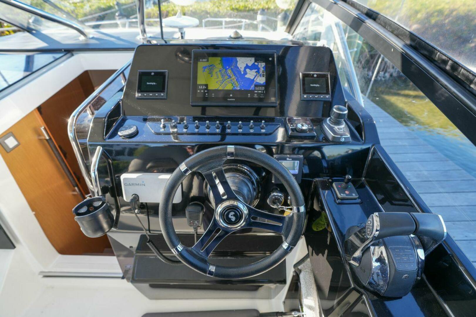 2020 Beneteau Flyer 10 - Image 5